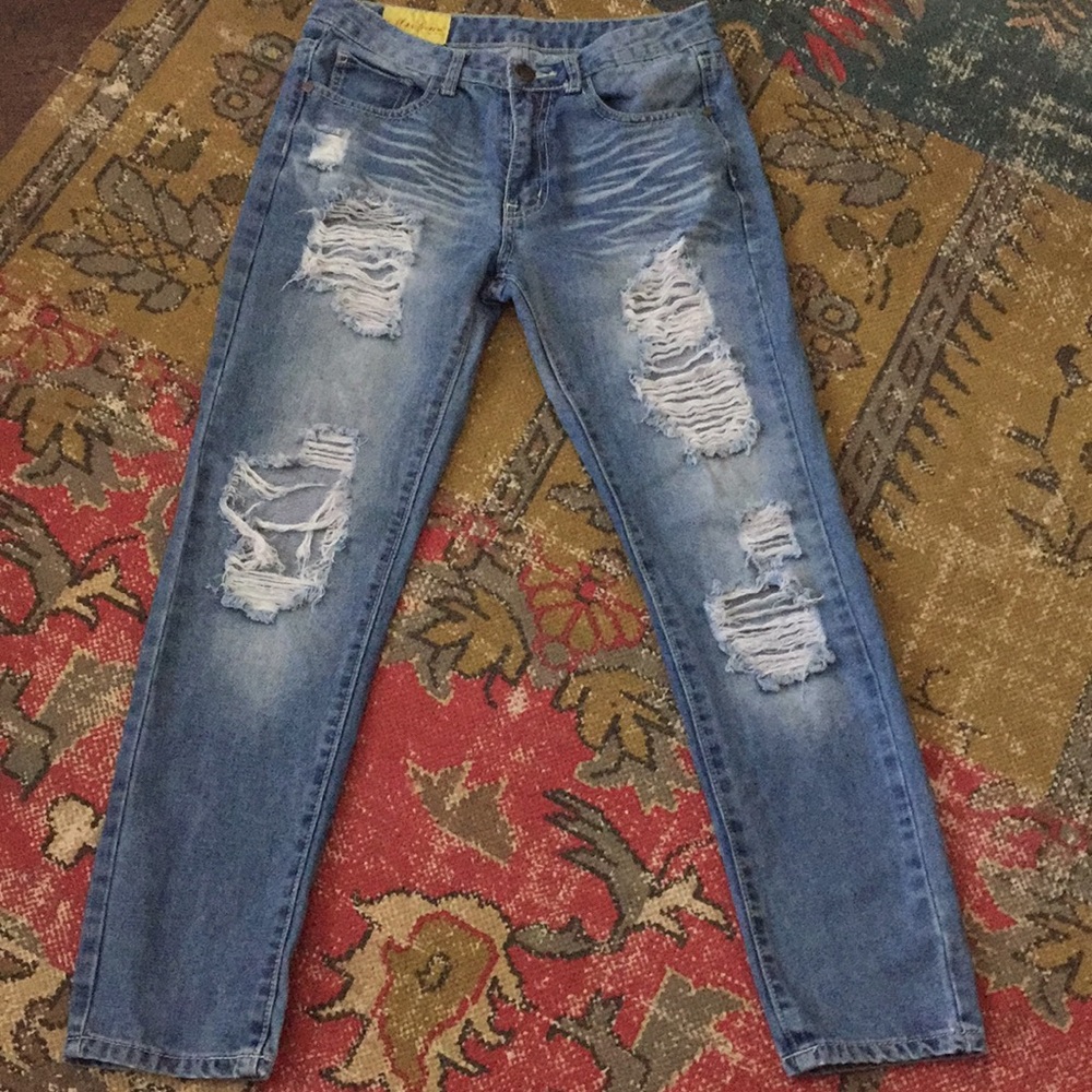 Machine destroyed straight jeans sz. 5 EUC